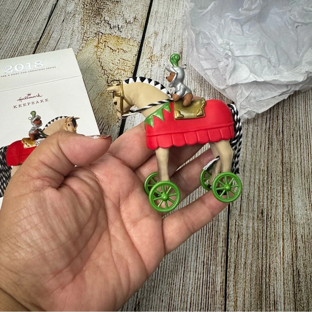 Pre-Loved Hallmark Keepsake Ornament 2018 A Pony for Christmas EUC